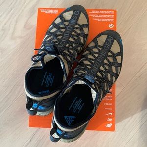 Nike ACG react terra gobe parachute beige size 10